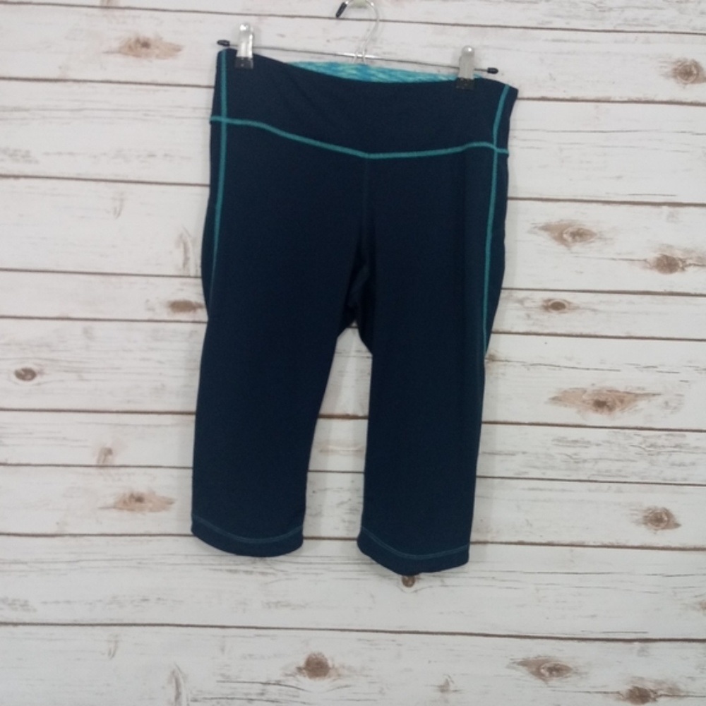 Tangerine Blue Capri Length Yoga Pants Size M